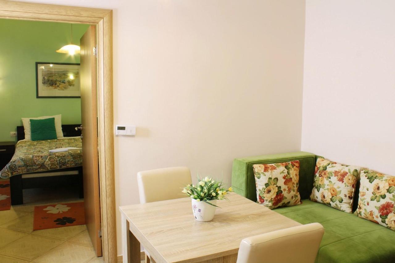 Apartments Paradisos Kragujevac Zewnętrze zdjęcie