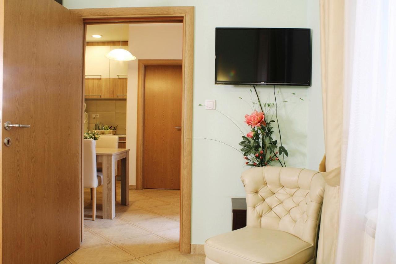 Apartments Paradisos Kragujevac Zewnętrze zdjęcie